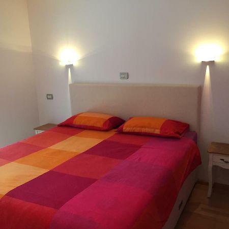 Ferienwohnung Tin House Povir Exterior foto