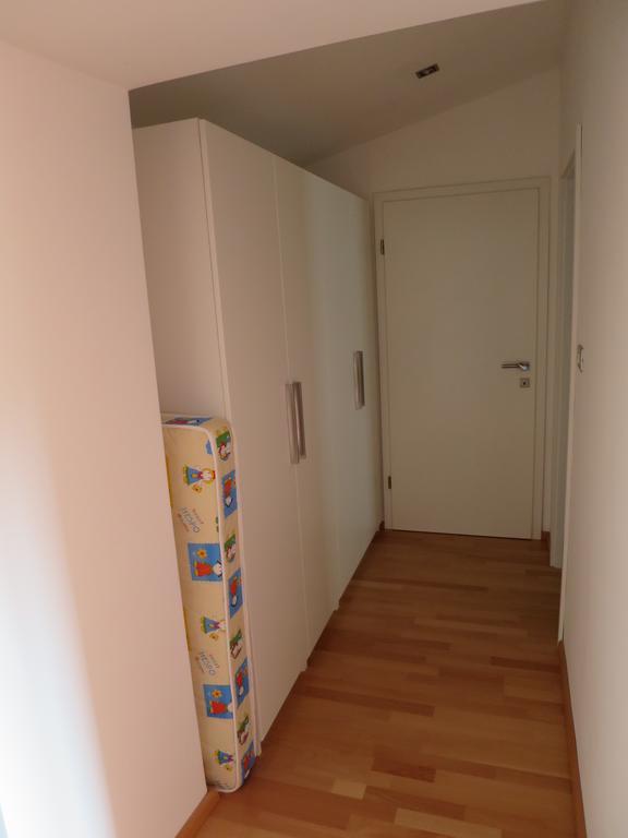 Ferienwohnung Tin House Povir Exterior foto